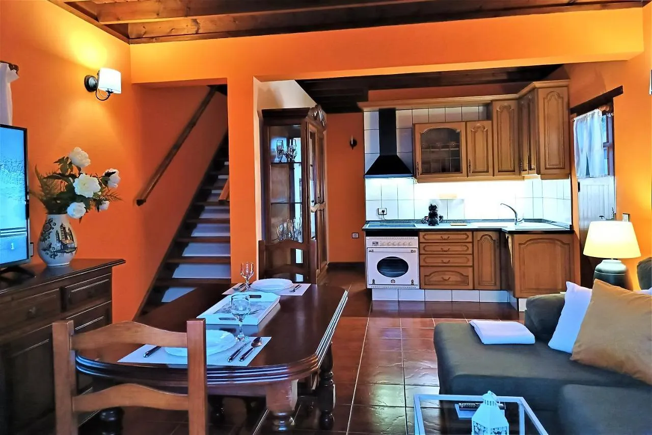 Villa Casa La Molina- A Triquivijate 0*,